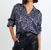 Bella Dahl - Long Sleeve Shirred Shoulder Button Down