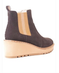 CECELIA NEW YORK Women's Gemma Boots in brown - women's shoe - detail view