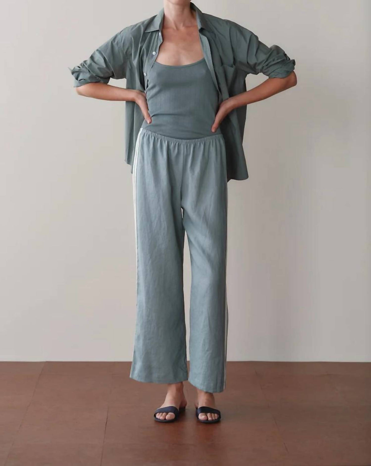 Donni. - Linen Crop Stripe Pants