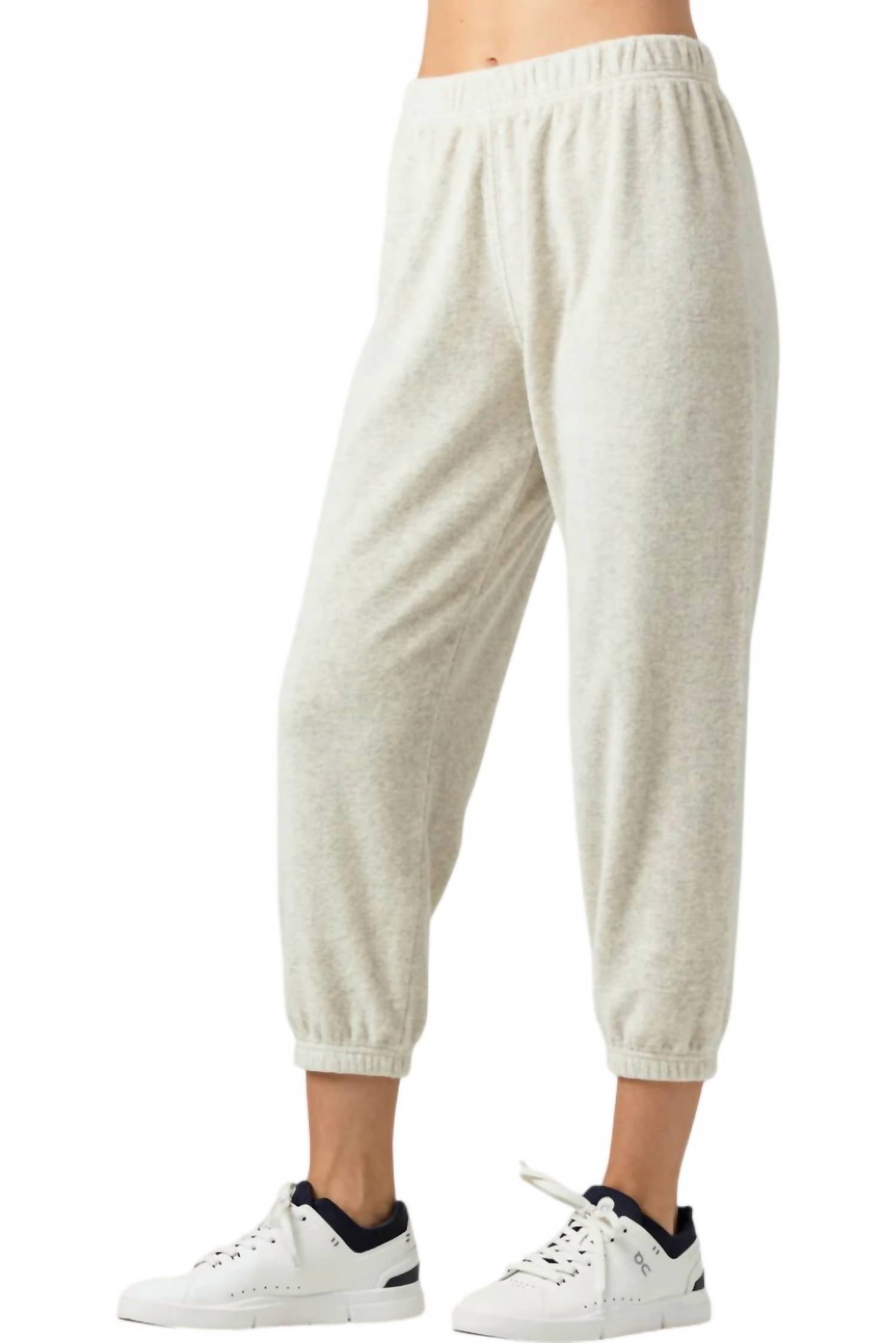 Sundays - Aila Jogger