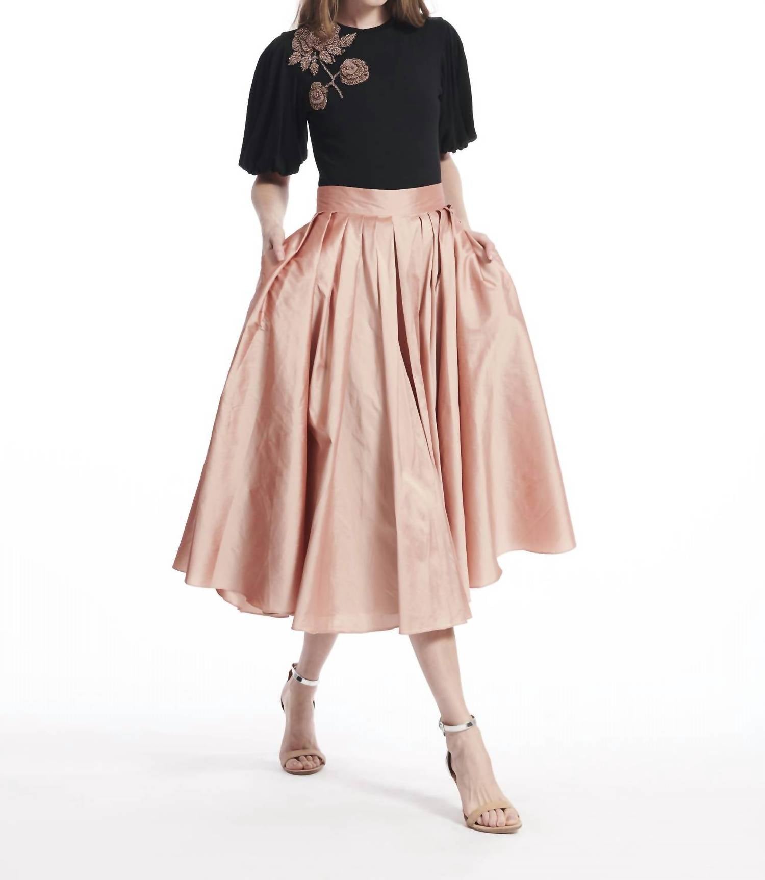 Emily Shalant - Bead Flower Puff Sleeve T-shirt