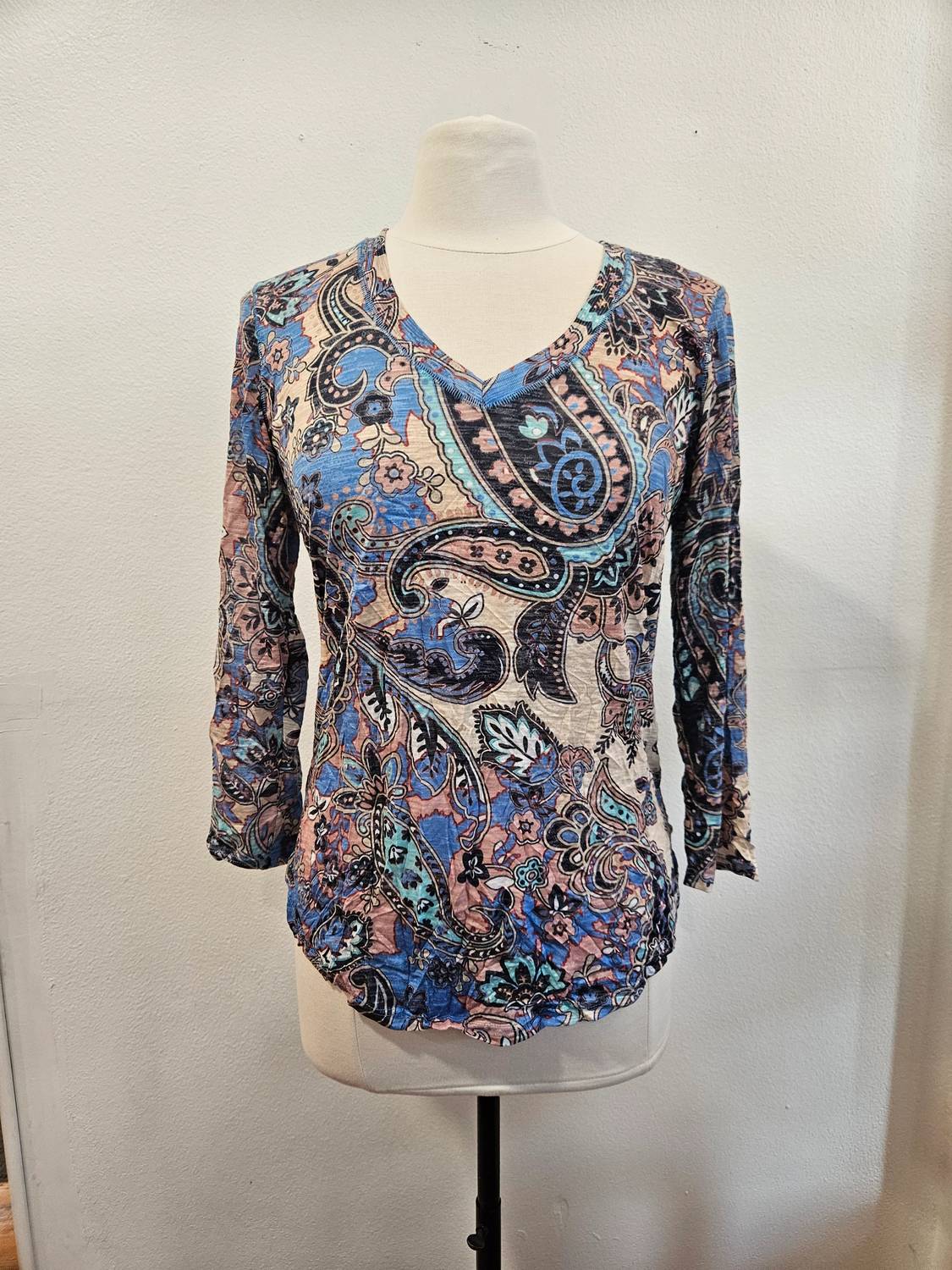 David Cline - Women's Paisley Printed V-neck Top