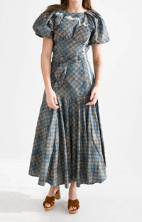 Never A Wallflower - Calla Elbow-length Bubble Sleeves Top
