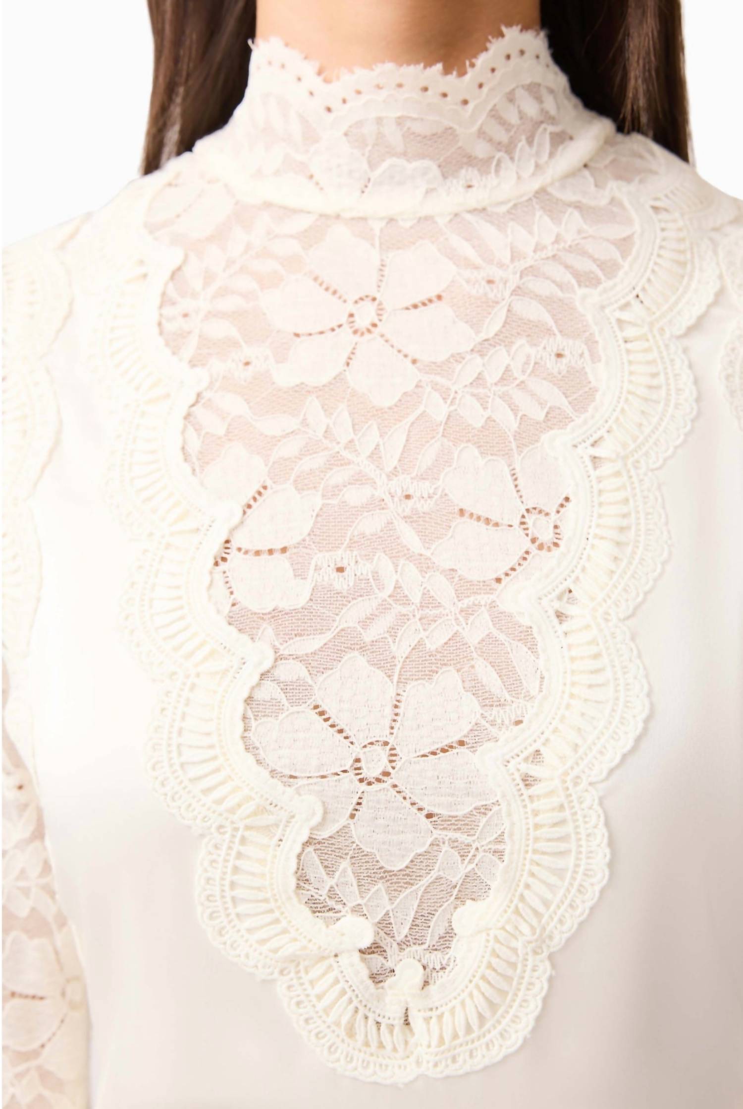 Elliatt - Margo Long Sleeve Gown