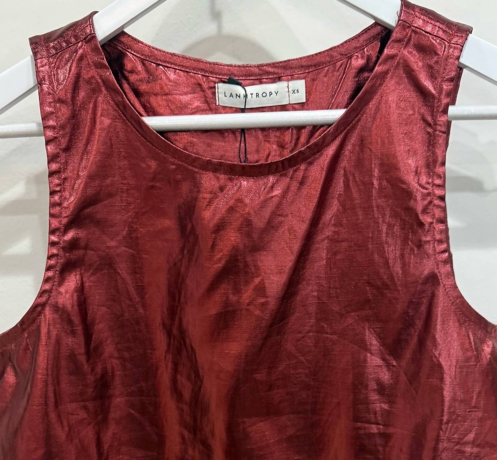 Lanhtropy - Women's Yves Top