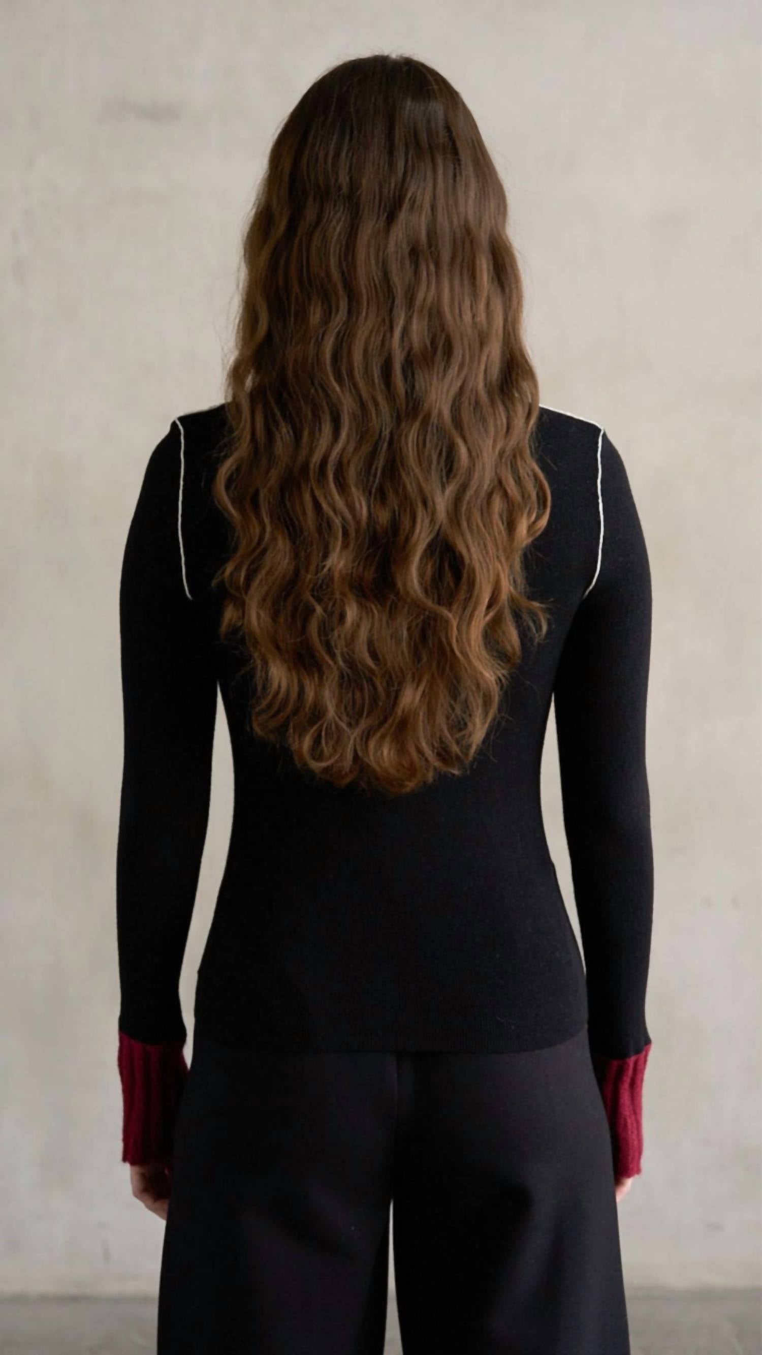 Elle Grey - Colorblock Long Sleeve Knit Sweater