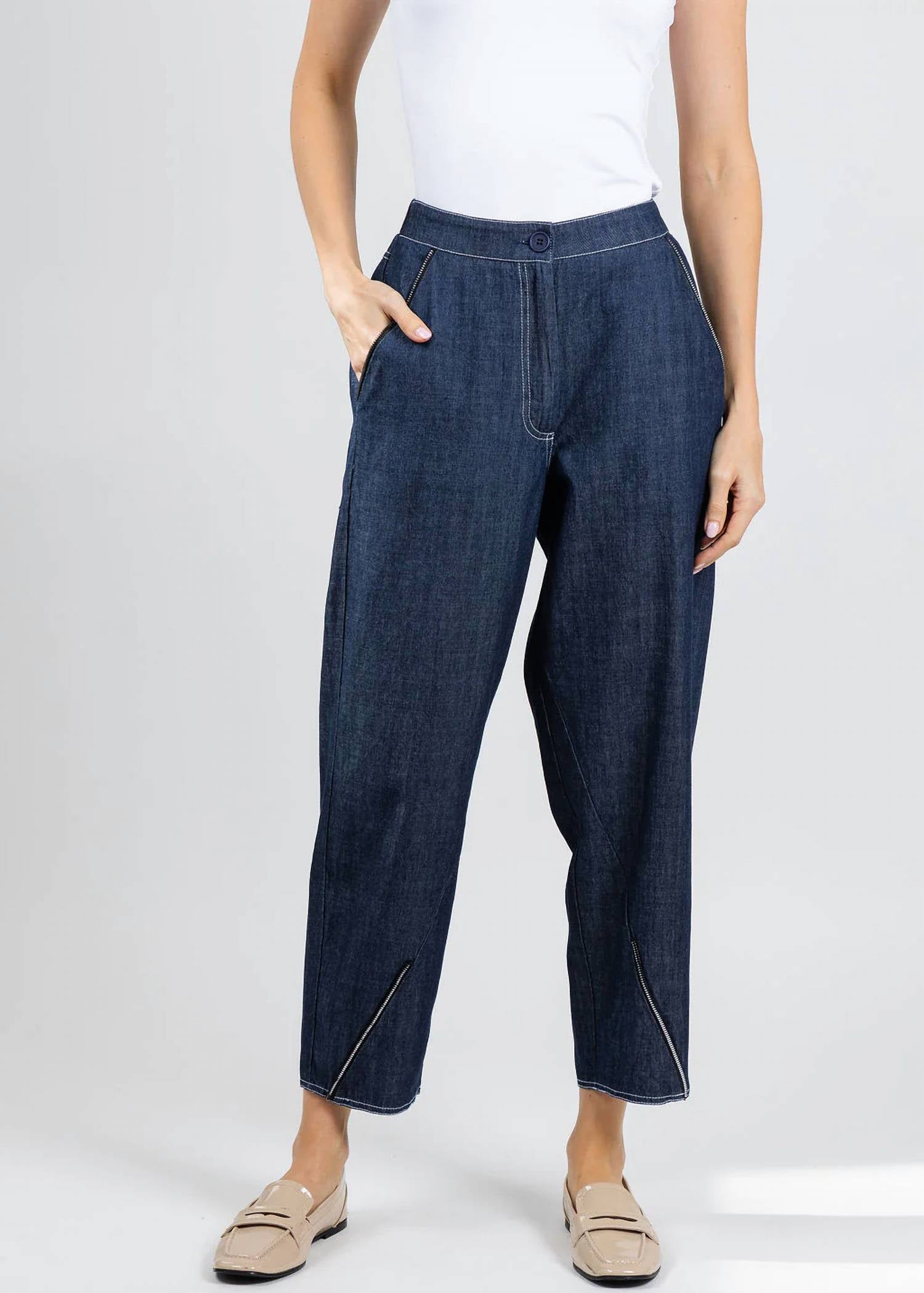 Ozai N Ku - Crop Straight Pants