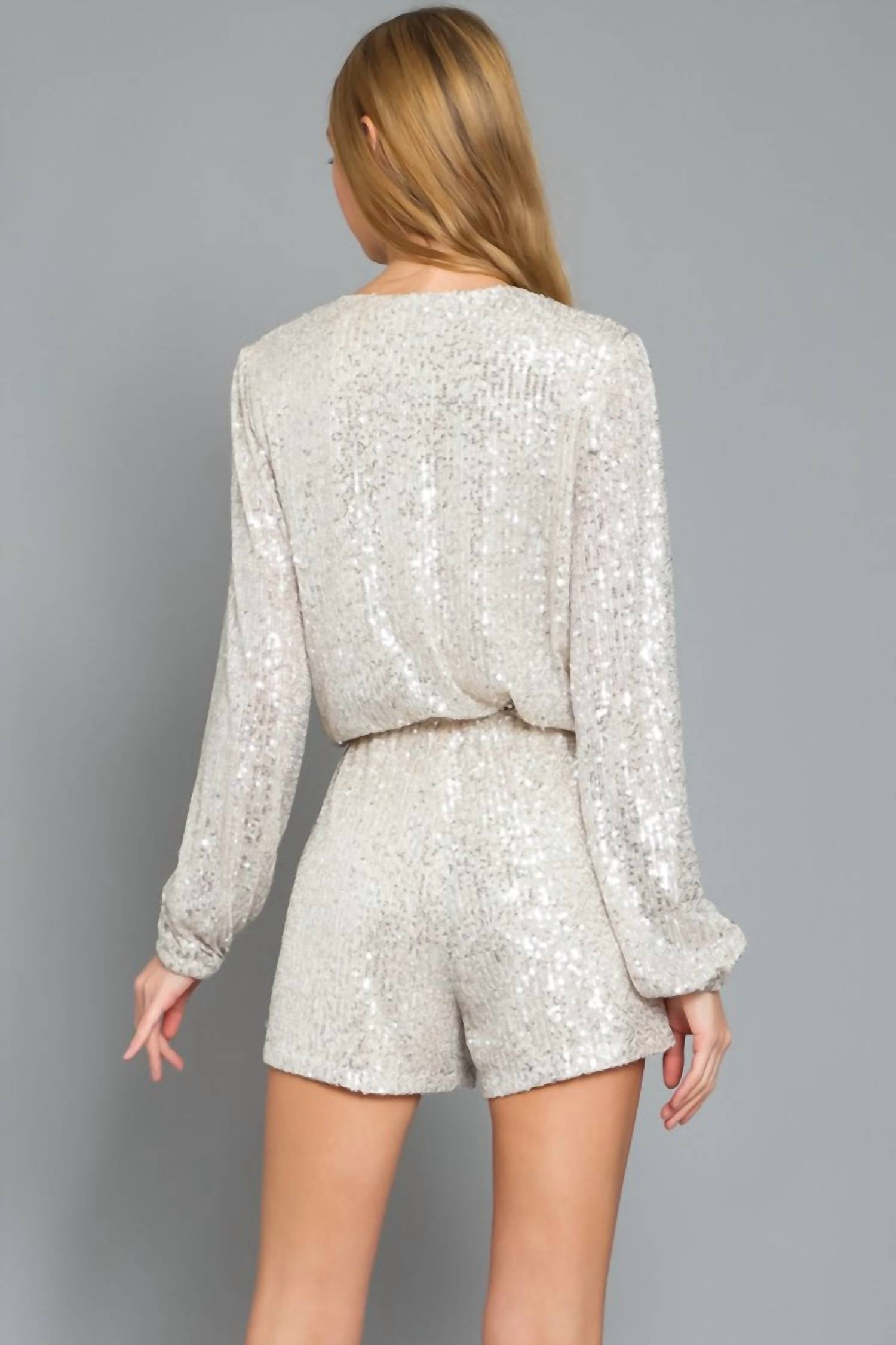 Moda Borboleta - Sequin Long Sleeve Romper