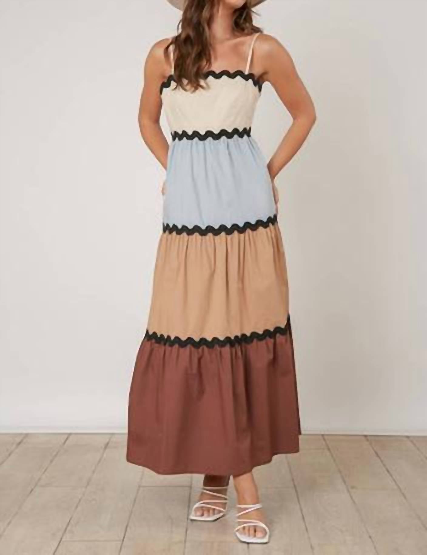 Peach Love - Colorblock Wave Maxi Dress