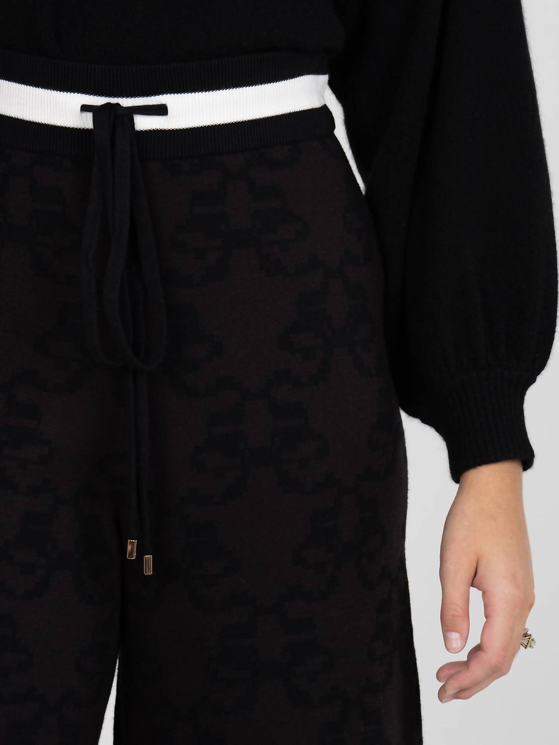 Emily Mccarthy - Women's Teddy Crop Trouser