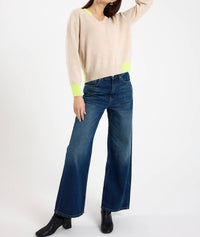 Brodie Cashmere Colour Pop Maria Cashmere V Neck Jumper in cygnet - women's sweater - detail view