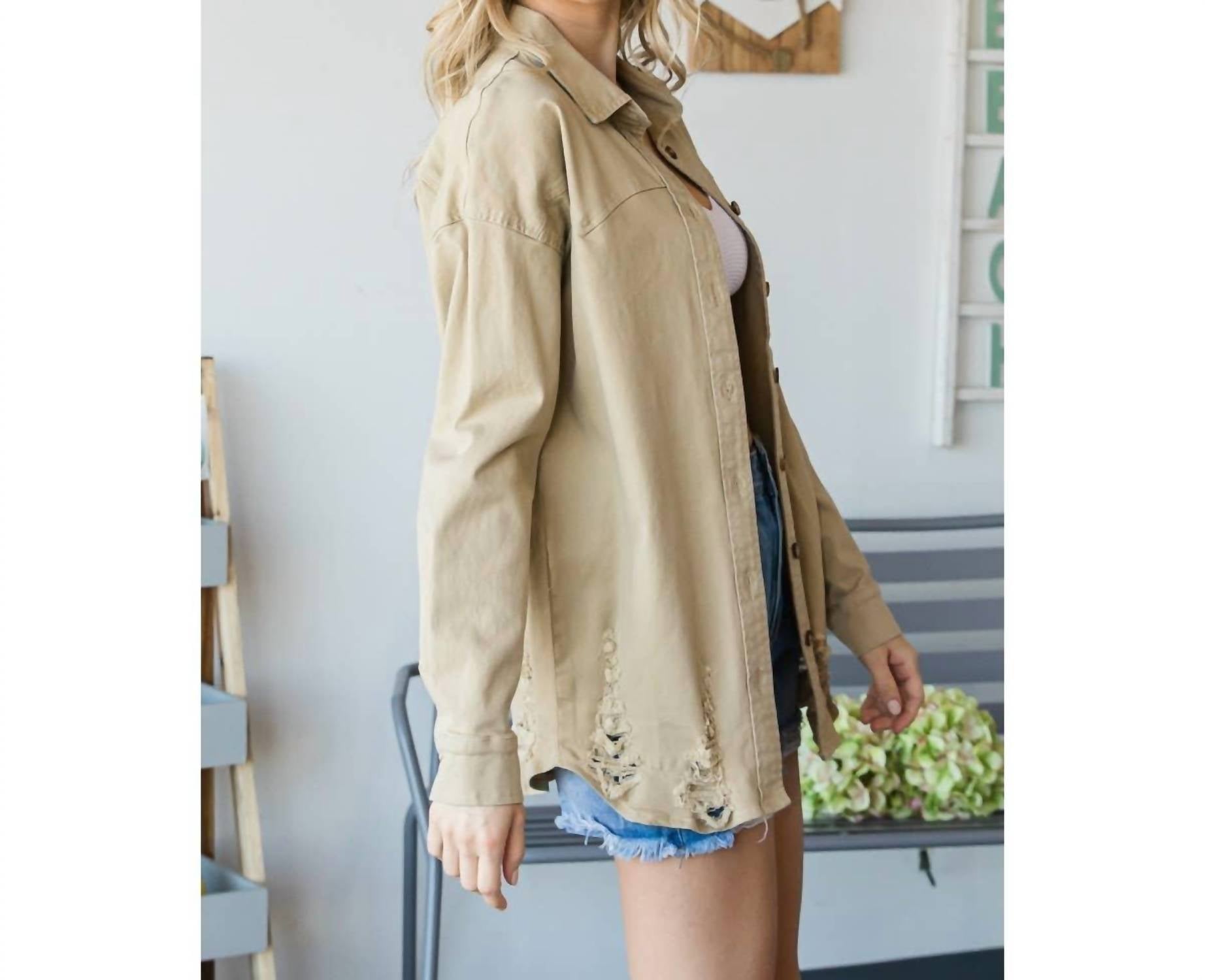 Veveret - Distressed Button Down Shacket