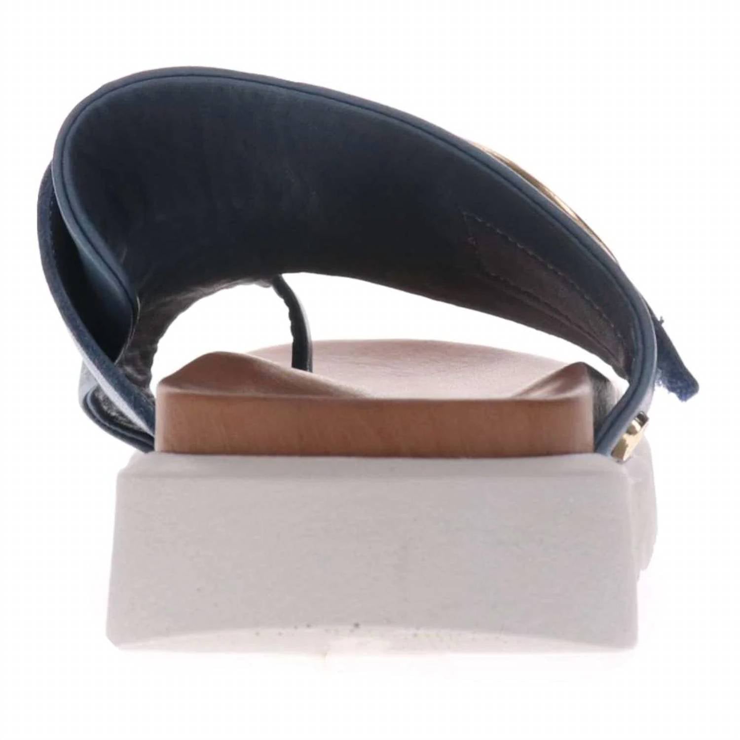 Revere - Women's Biscay Sandal