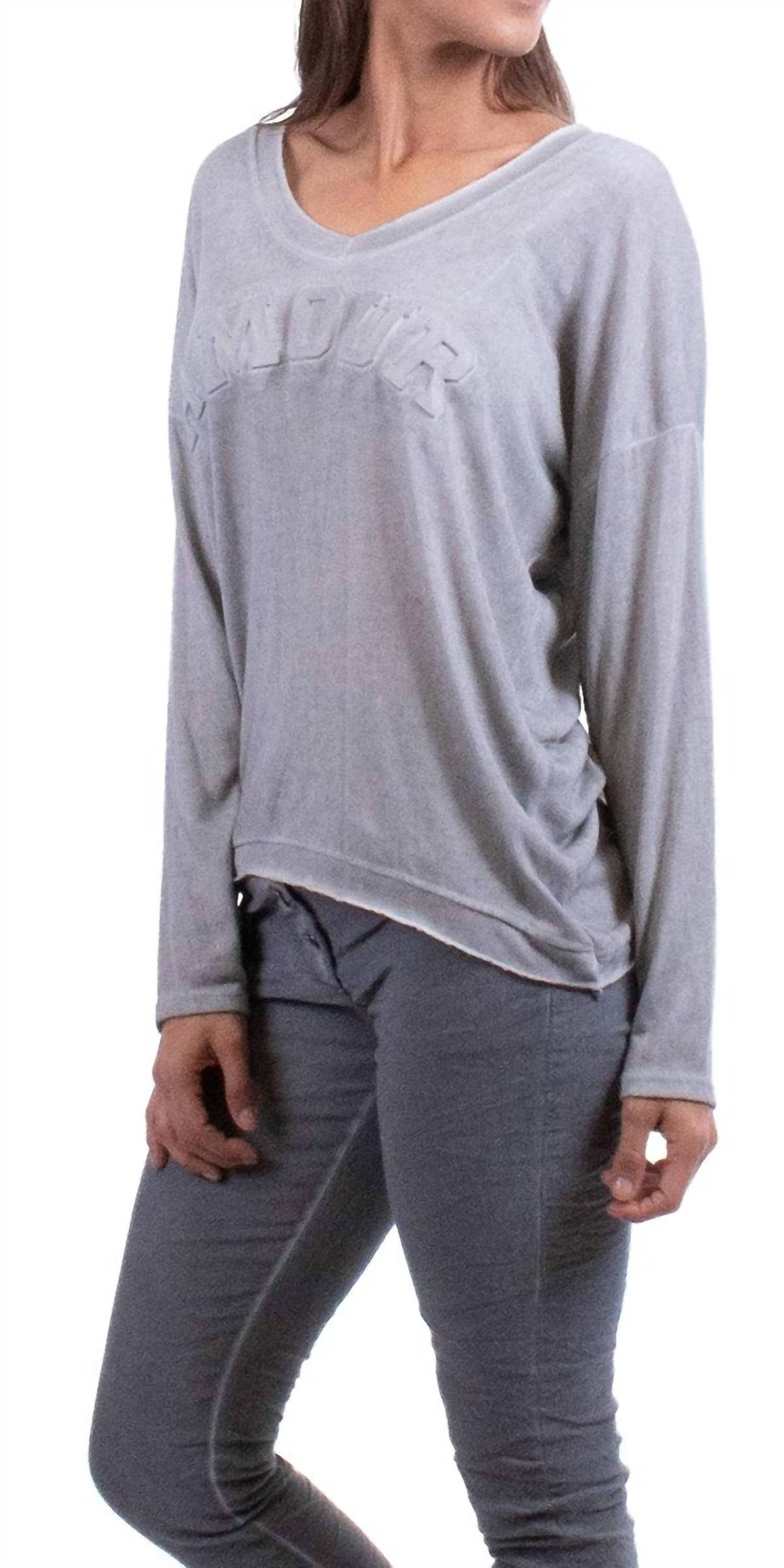 Gigi Moda - Amour V-Neck Sweater