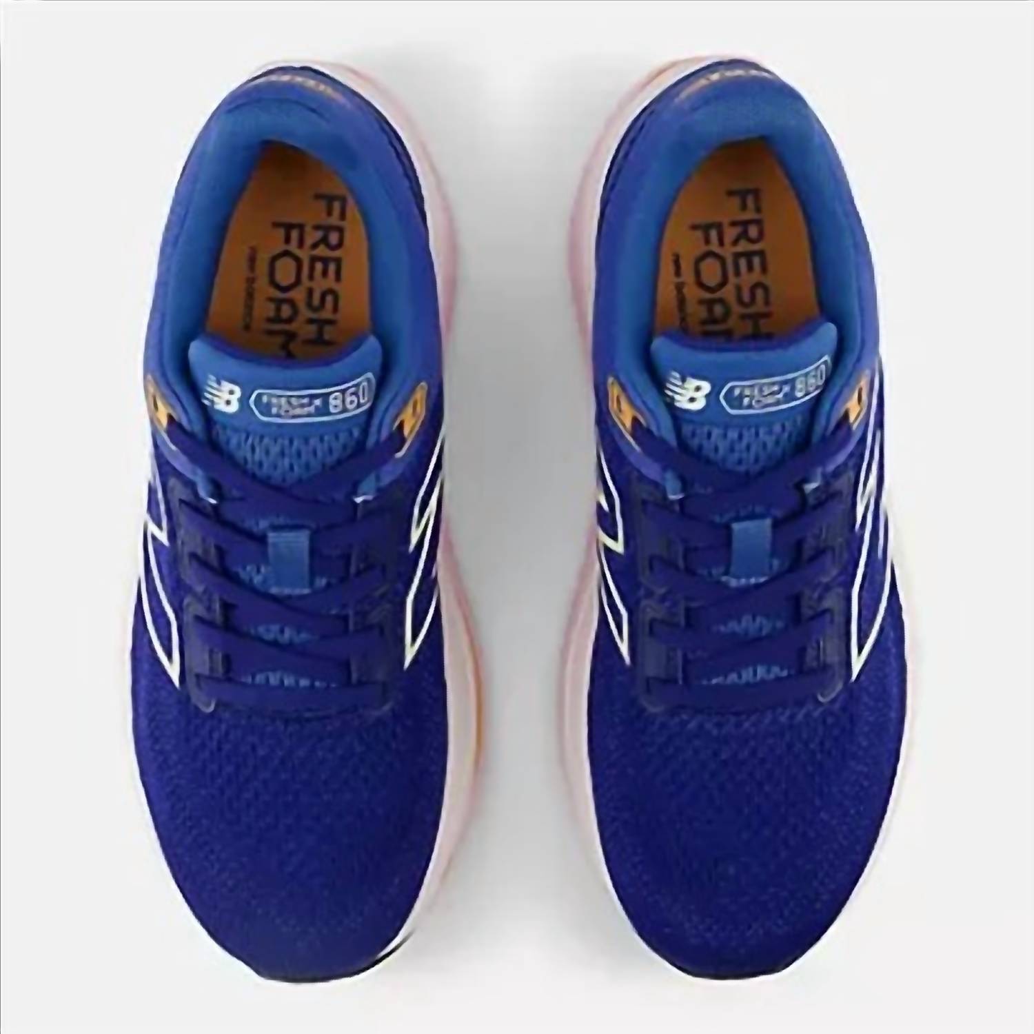 New Balance - Women's 860v14 Shoes