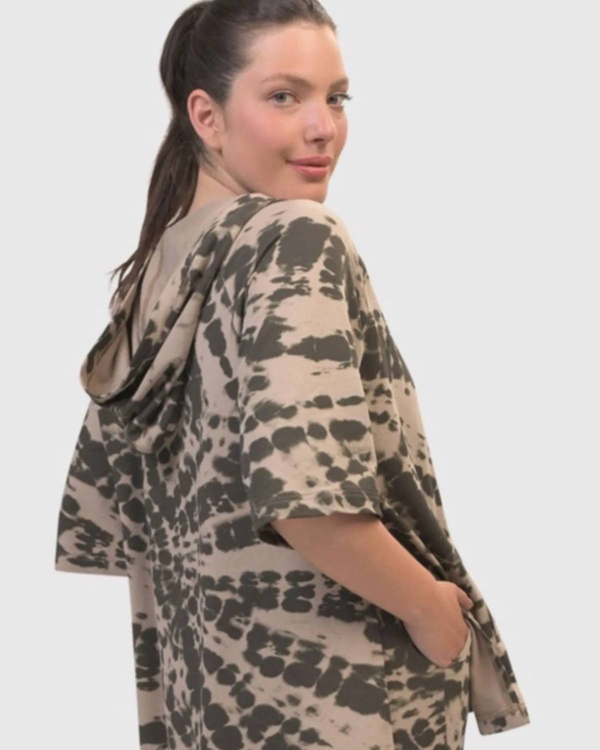 Alembika - Inhale Hooded Hi-lo Top