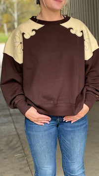 Wrangler - Women's Lainey Wilson Pullover