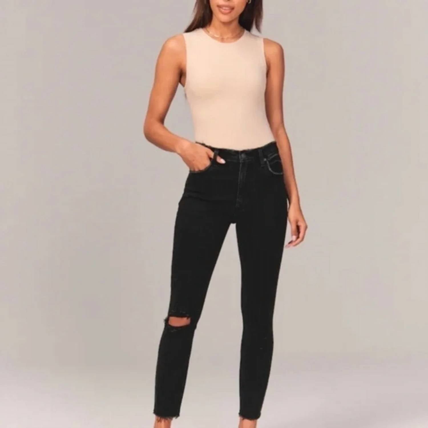 Abercrombie & Fitch - High Rise Skinny Jeans