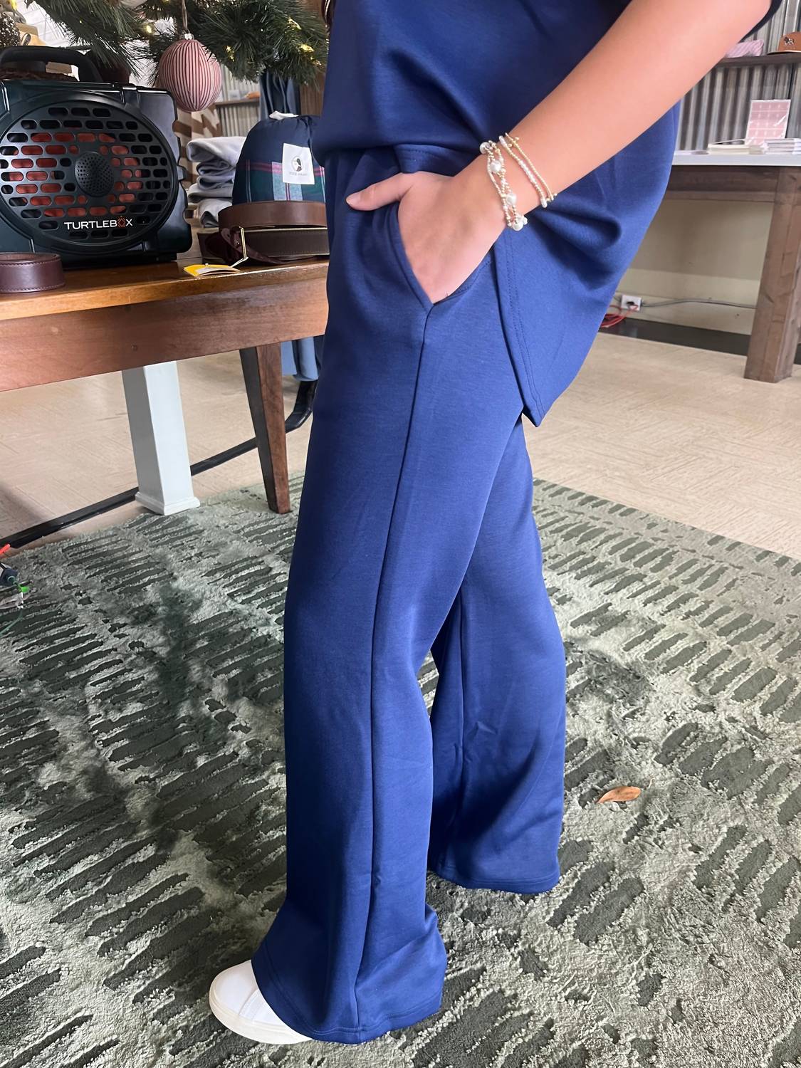 Dear Scarlett - Paris Bell Bottom Pants