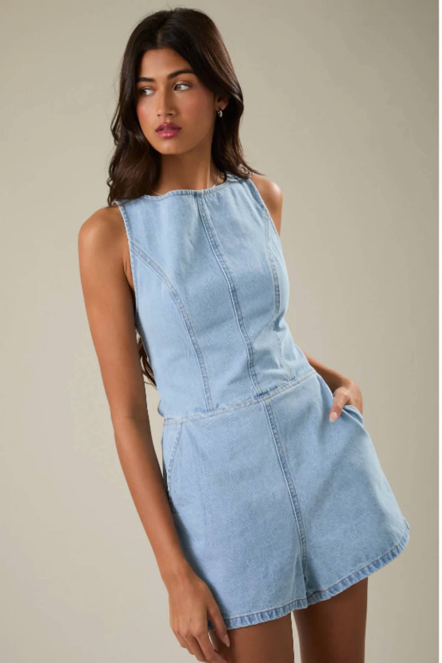 Le Lis - Boatneck Sleeveless Romper