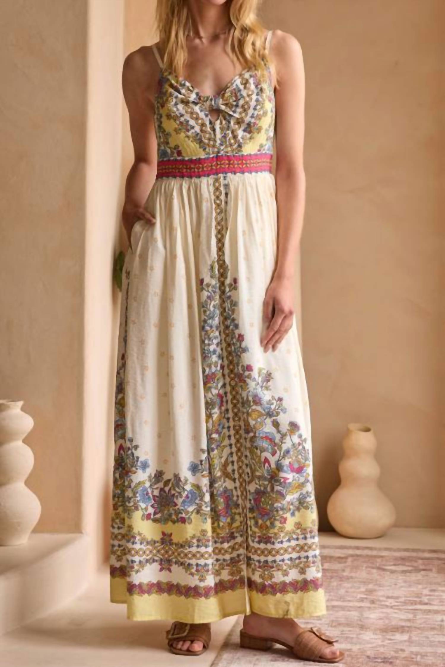 Skies Are Blue - Sleeveless Border Print Midi Dress