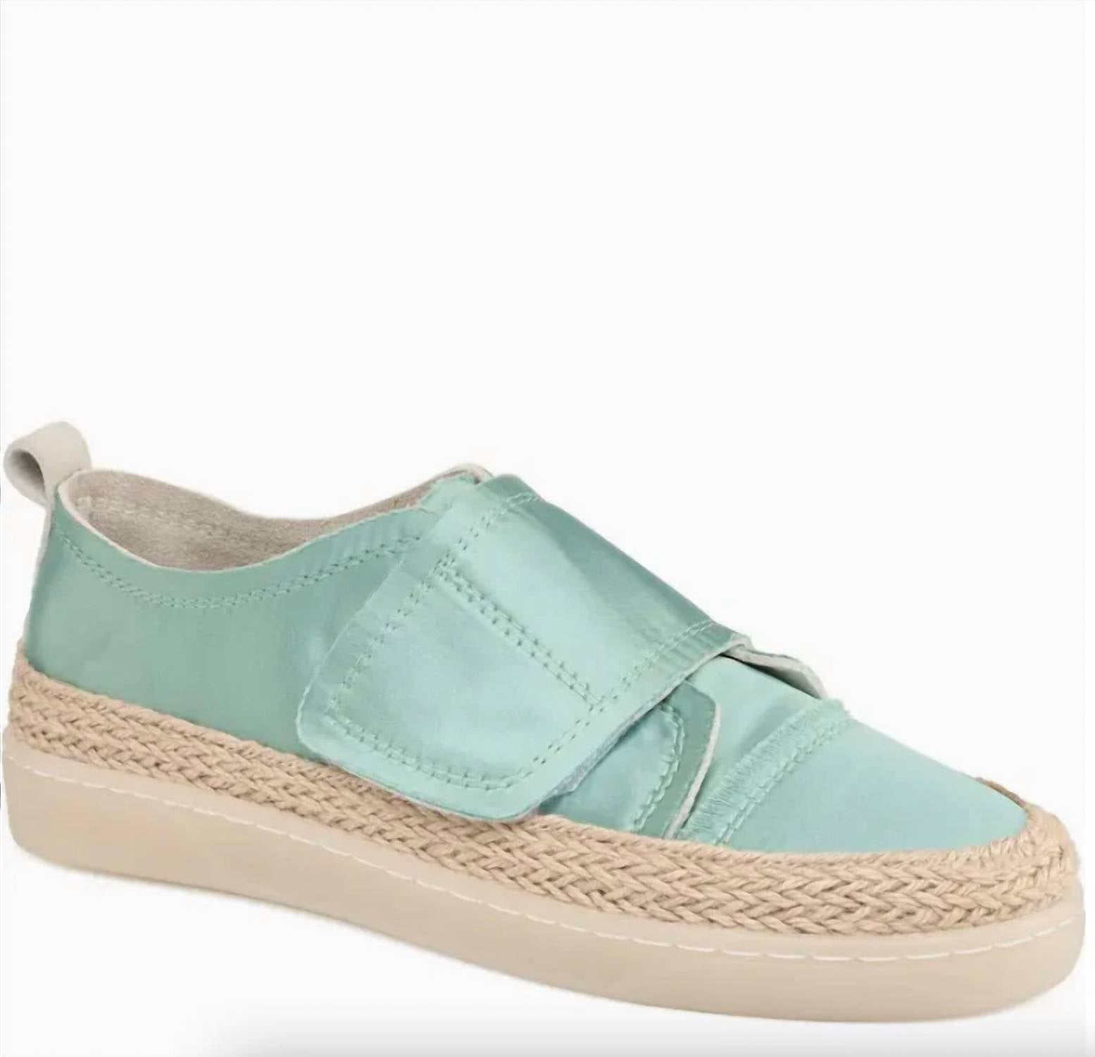 J/Slides - Women's Hollis Low Top Slip-on Shoes