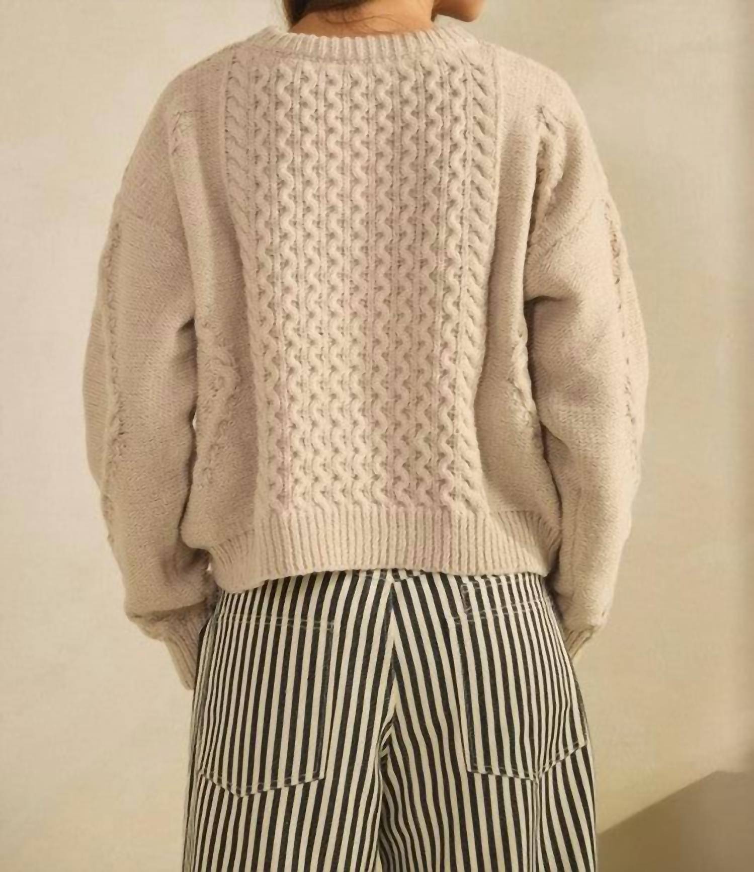 Lovlov - Soft Classic Knit Pattern Sweater