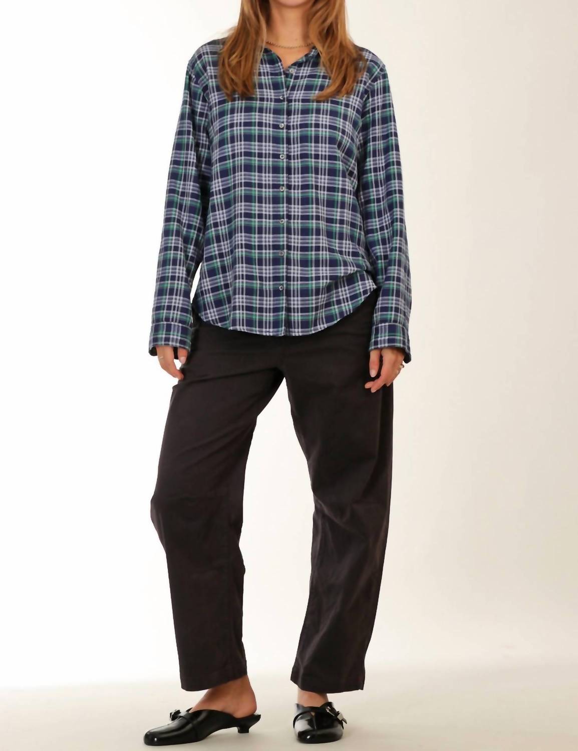 XIRENA Scout Relaxed Shirt in forest blue plaid - women's shirt - detail view