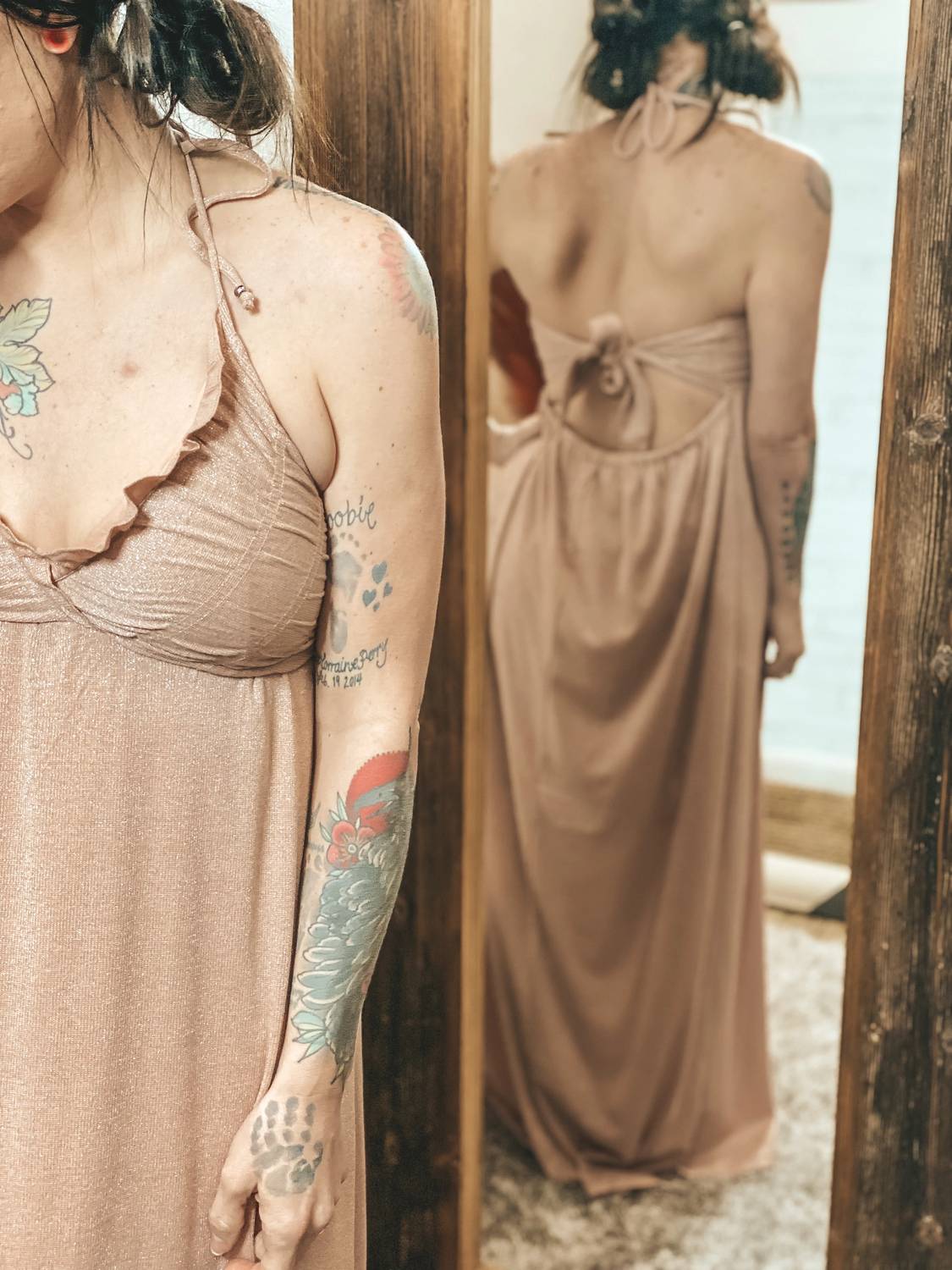 Gigio - Glitter Knit Ruched Halter Neck Maxi Dress