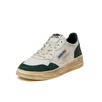 Autry - Women's Super Vintage Low Top Sneaker