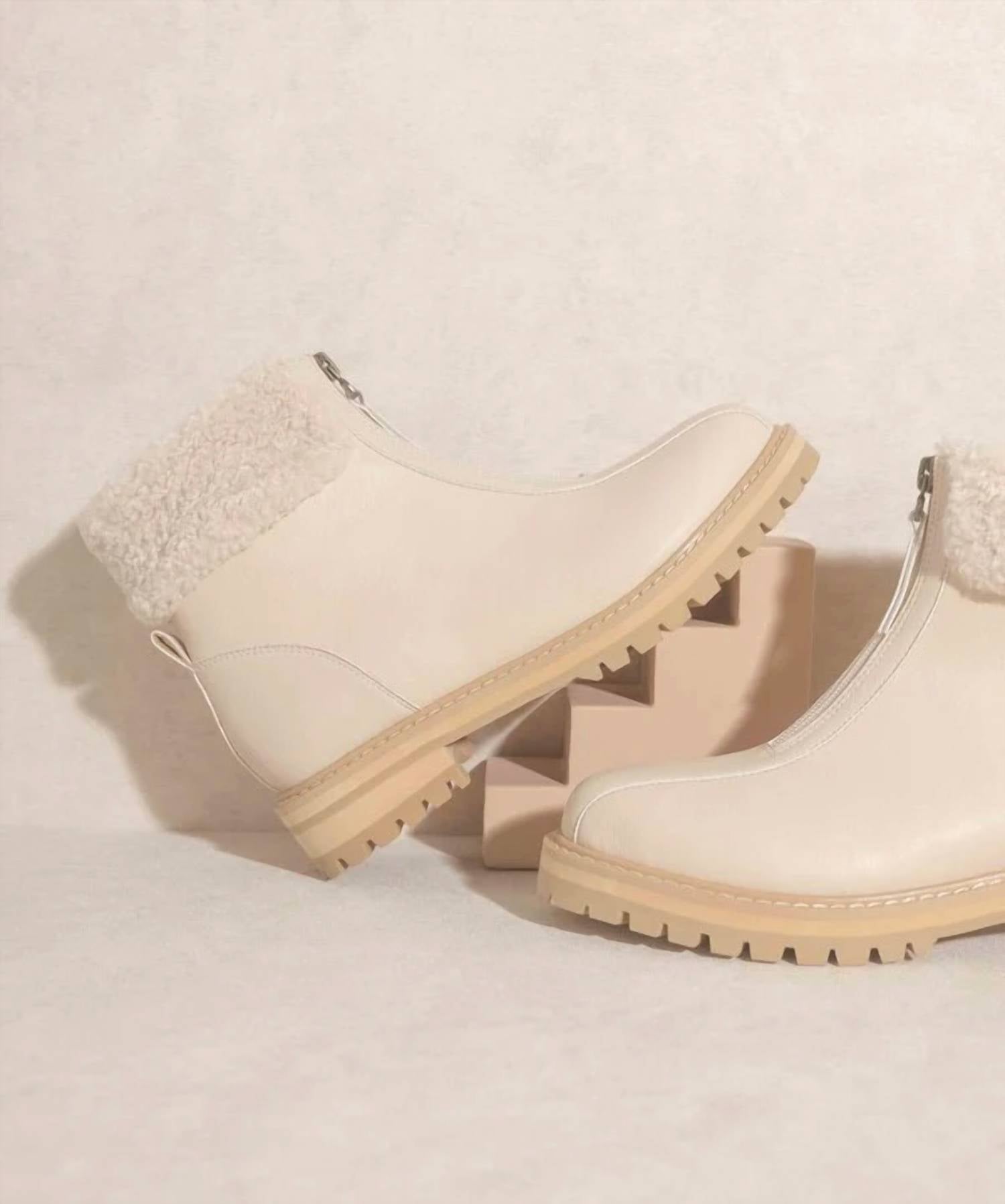 Oasis Society - Women's Evangeline Modern Bootie