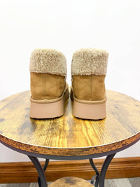 Mia Shoes - Women's Faux Shearling Platform Bootie