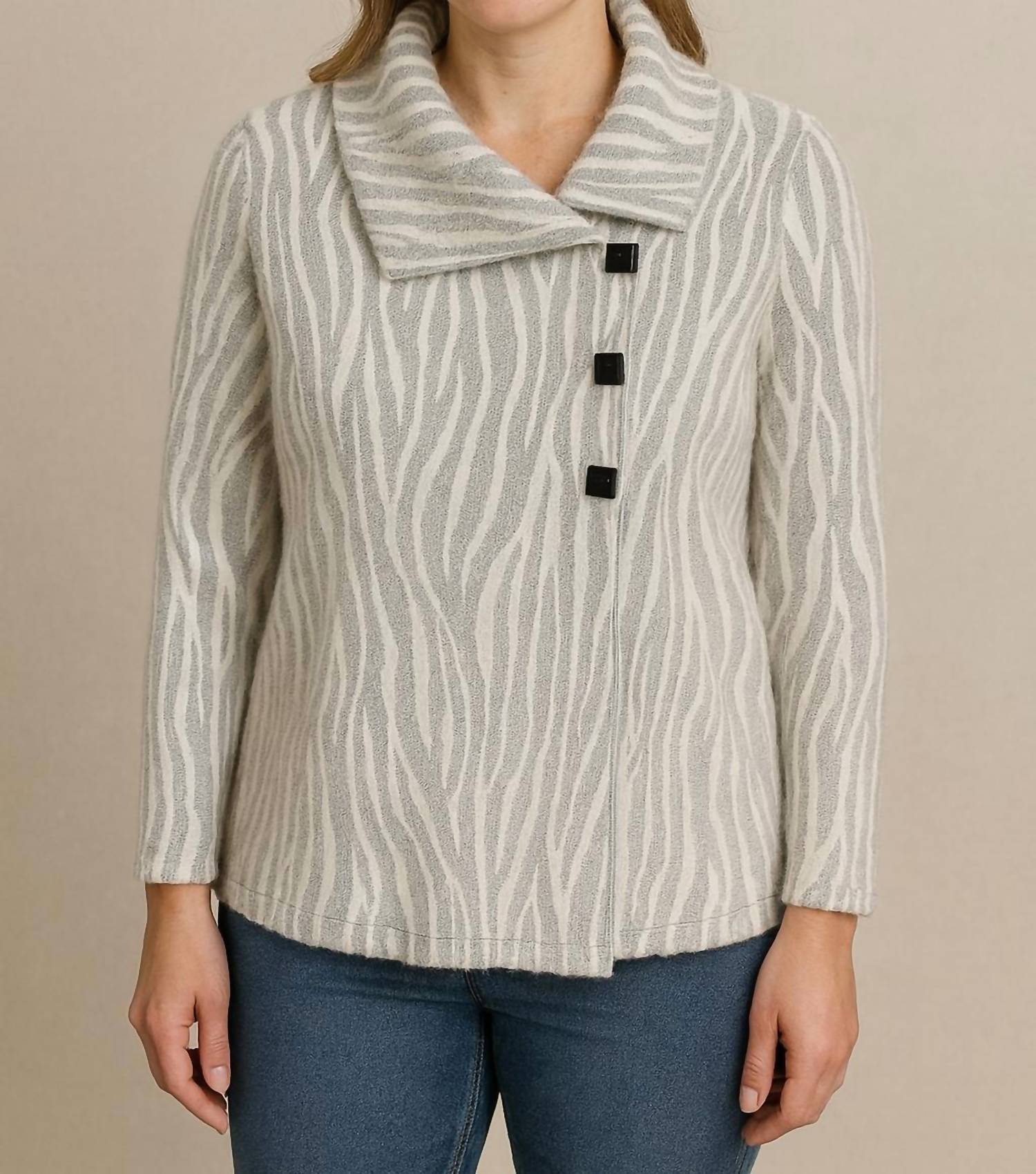 Creation - Textured Pattern Knit Jacket