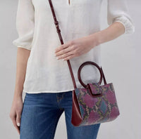 Hobo - Heidi Small Crossbody