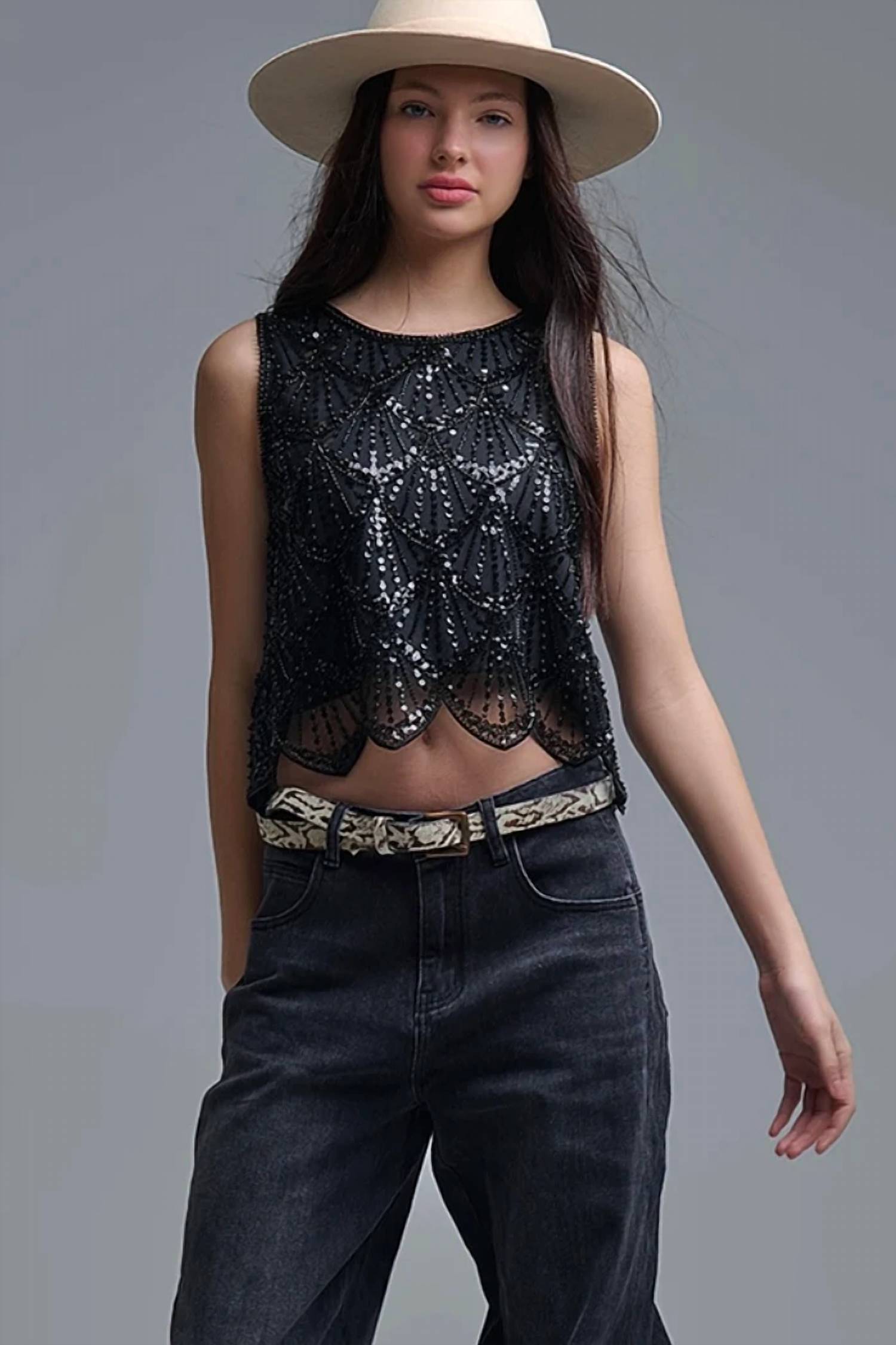 Q2 - Chic Sequin Cropped Top