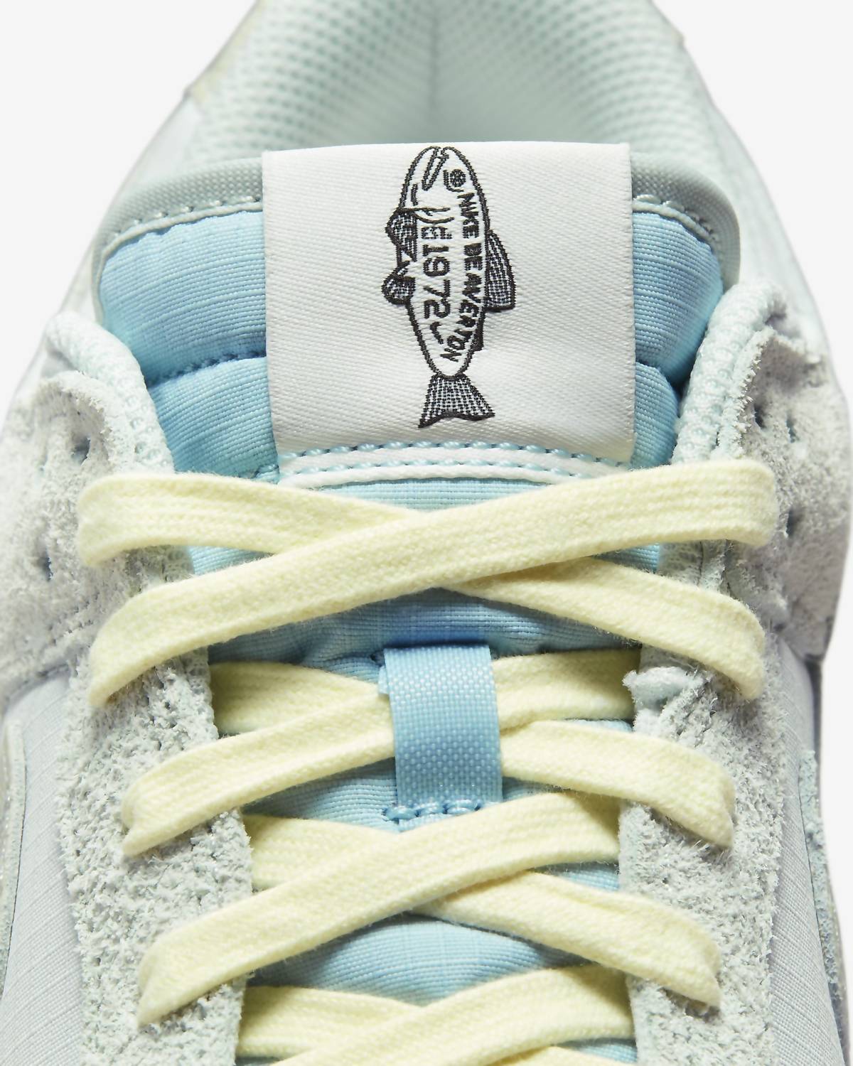Nike - Men's Dunk Low Retro Se Sneakers