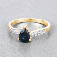 Diana M Jewels Women's Pear Natural Blue Sapphire Fashion Ring (0.89 Ct) - Delicate in 14k yellow gold - women's jewelry - detail view