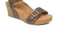 Aetrex - Women's Lexa Wedge Sandal