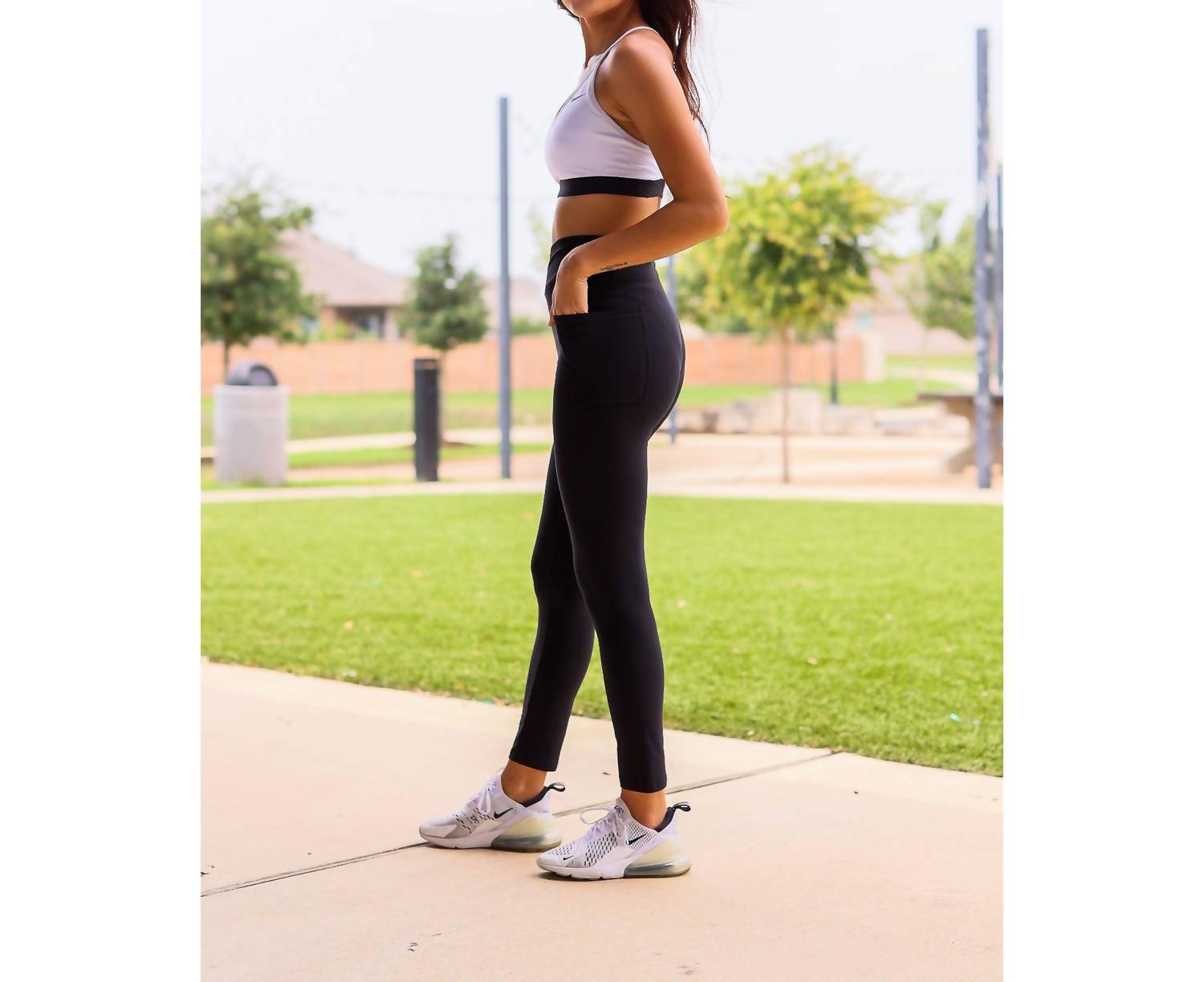 Julia Rose - Chloe Crossover Pocket 7/8th Ankle Length Leggings