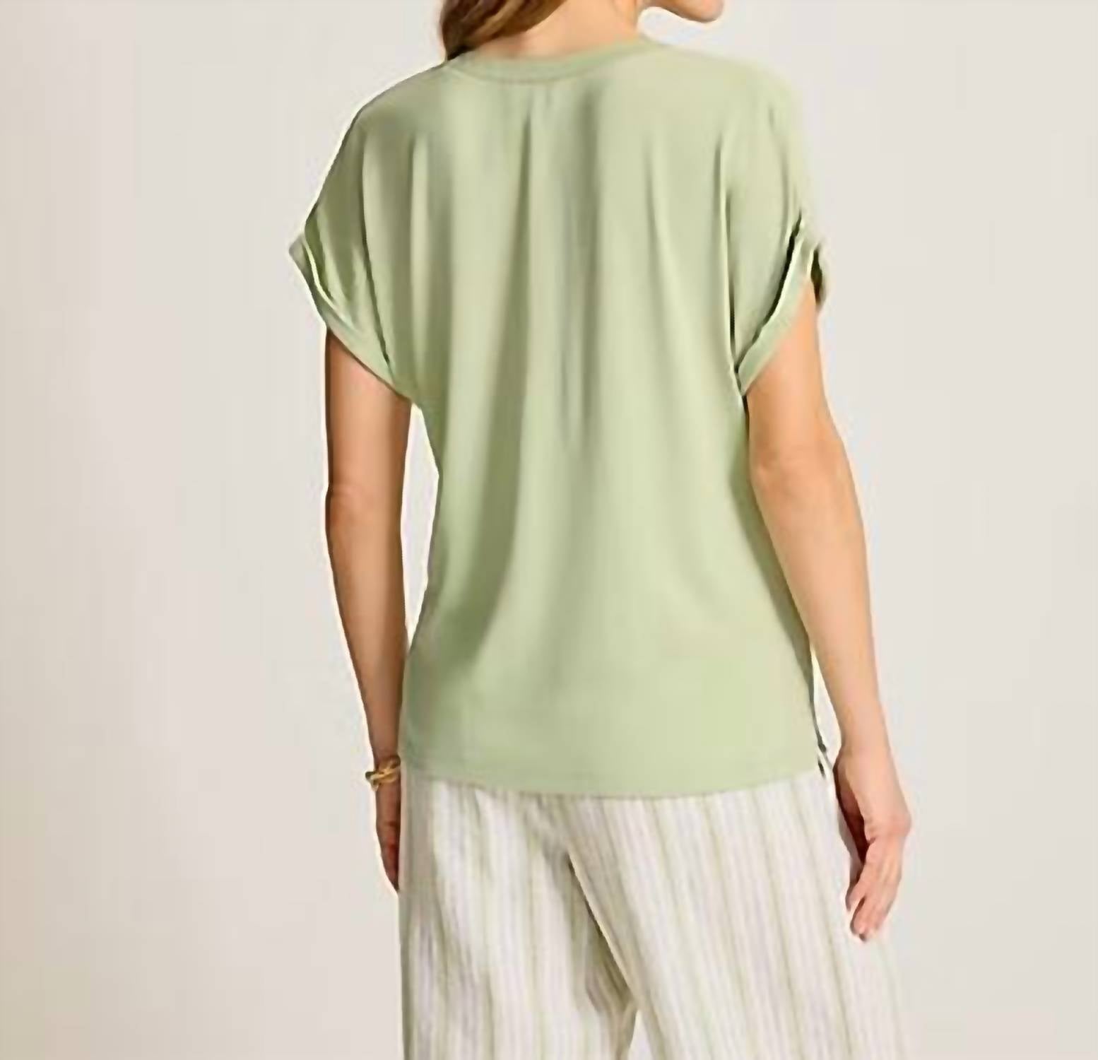 Tommy Bahama - Kauai Split-neck T-shirt