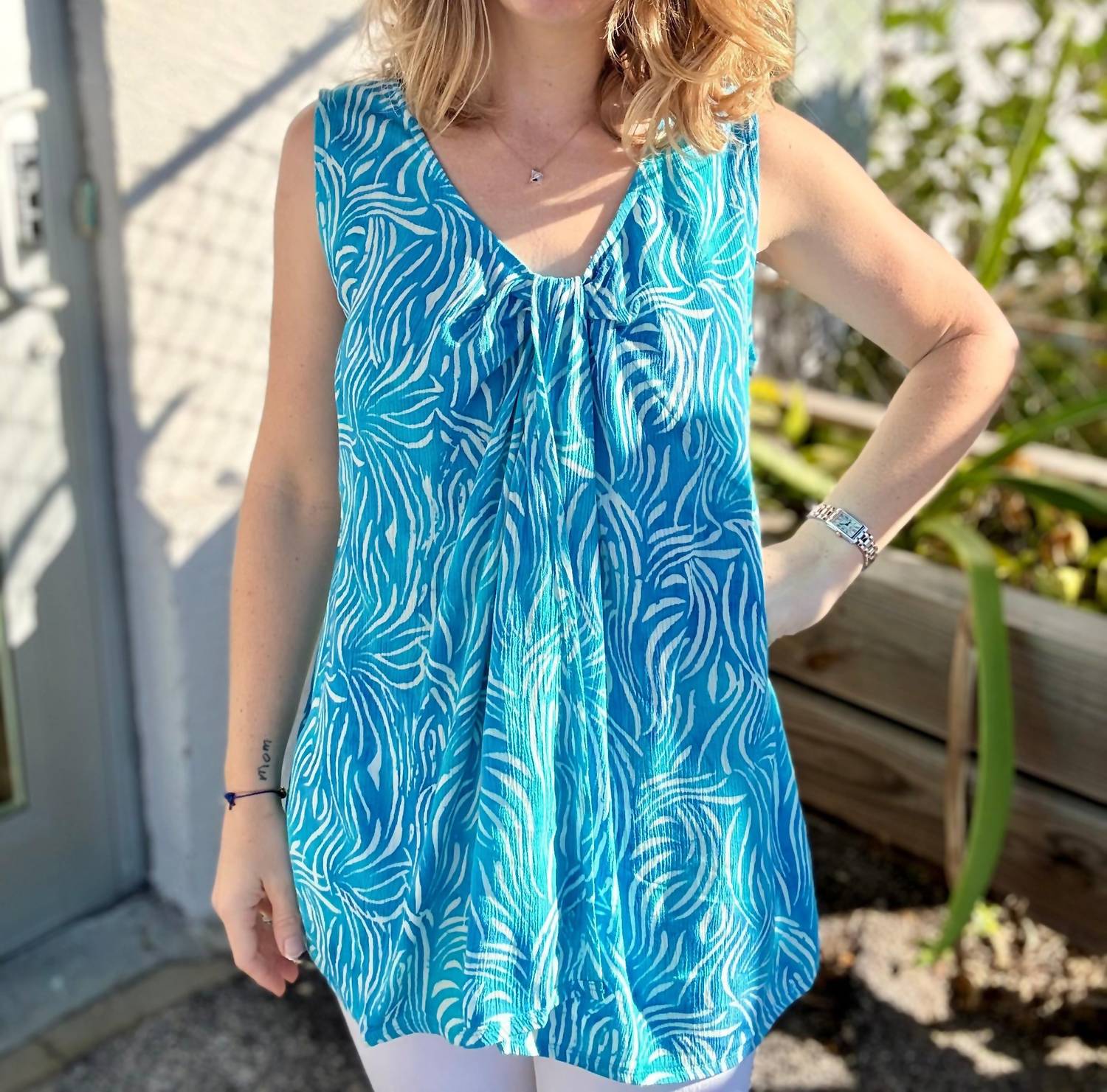 Lost River - Flowy Tank Top