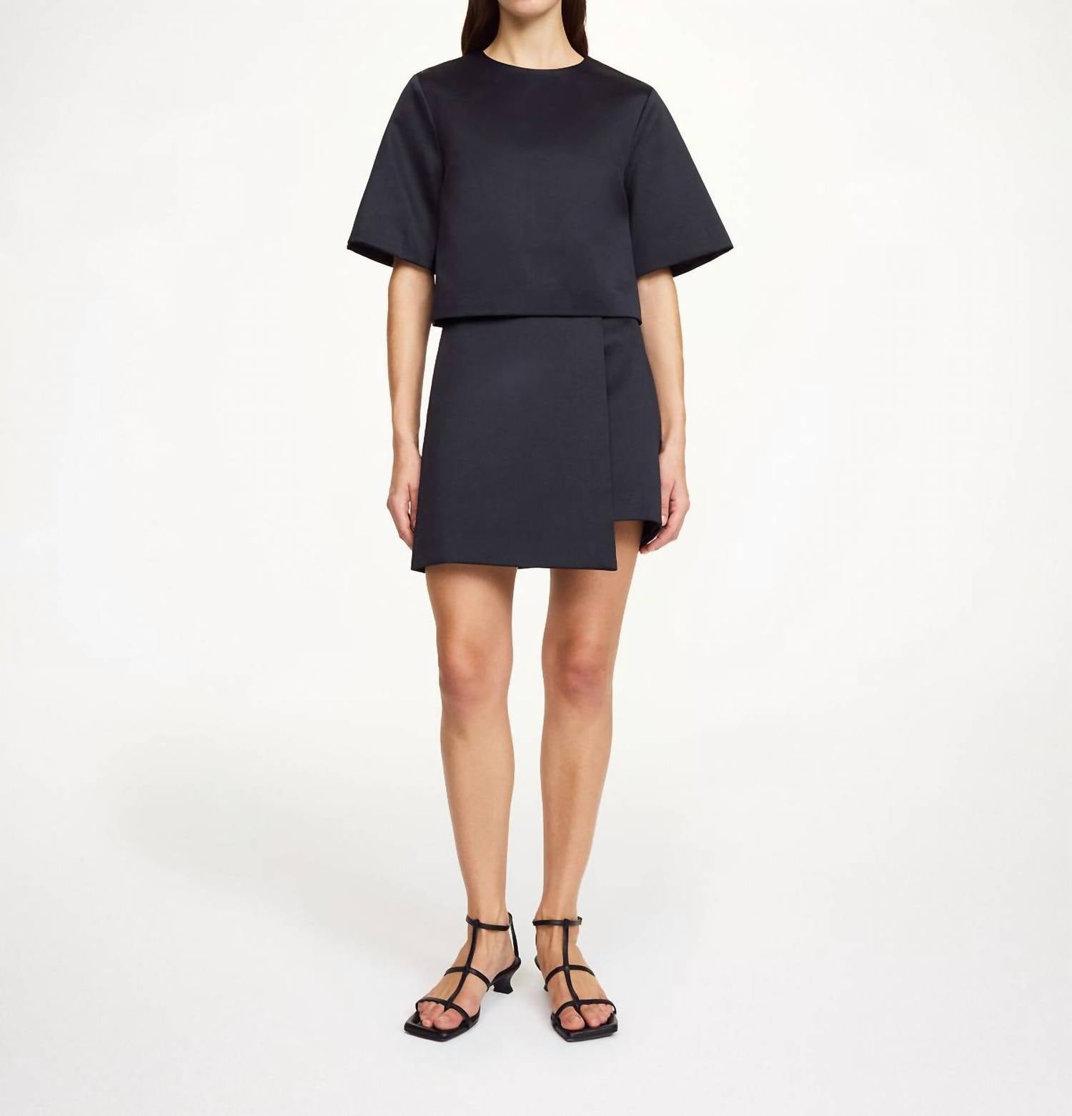 BY MALENE BIRGER Hania Cropped Top in black - women's shirt