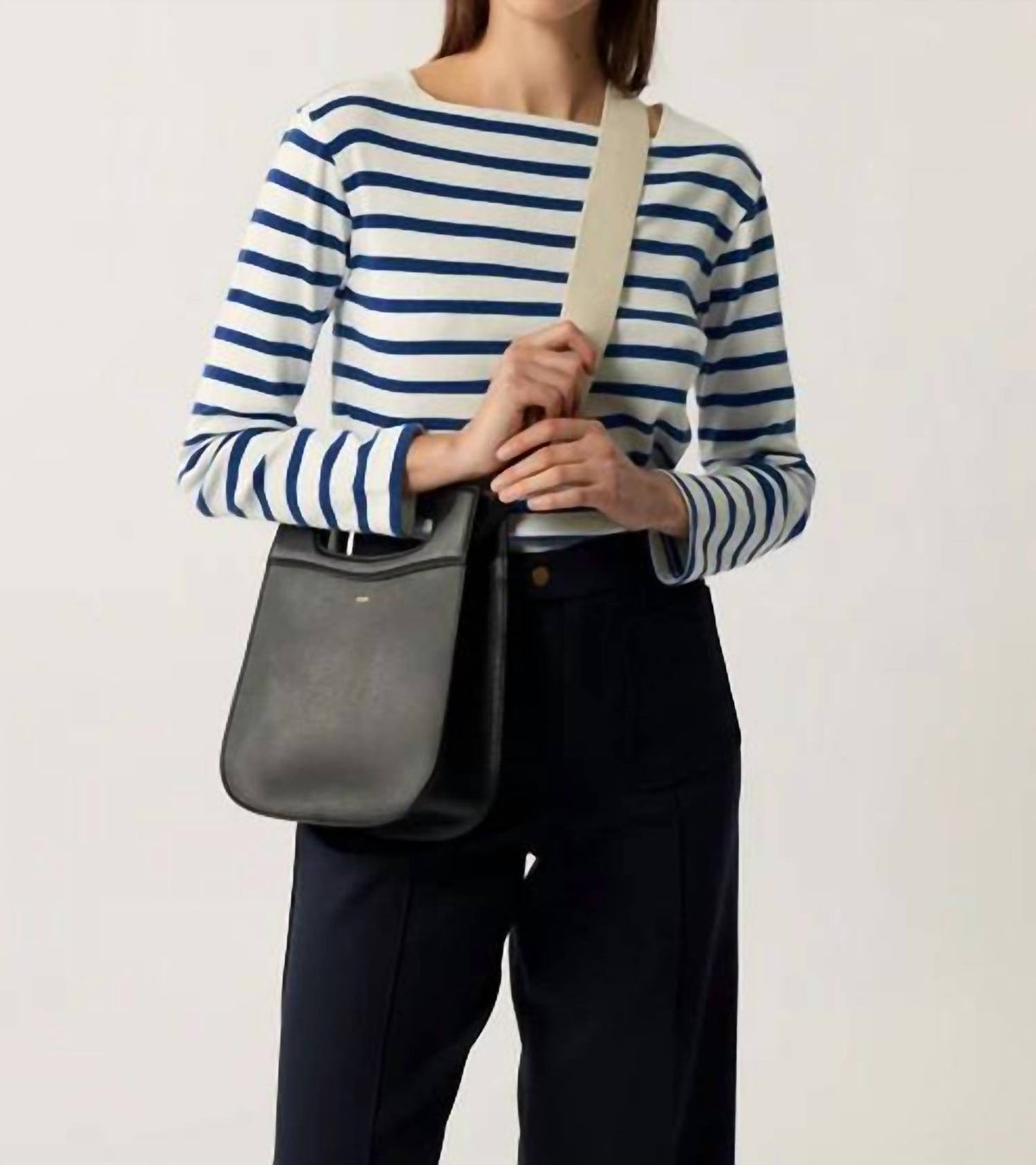 Soeur - Katy Tee