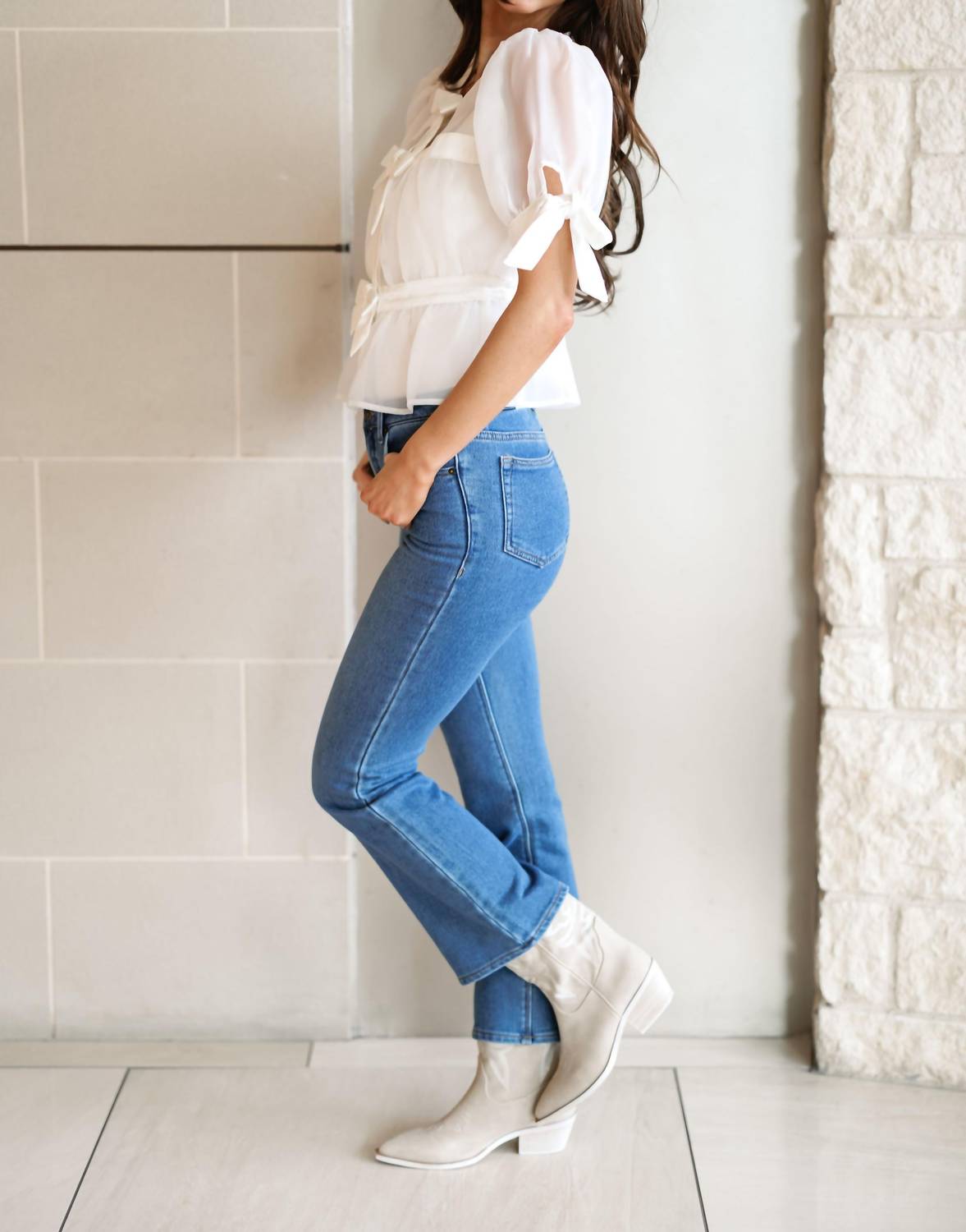 Mable - Lovely Bow Top