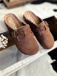 Very G - Women's Iris Braided Clogs