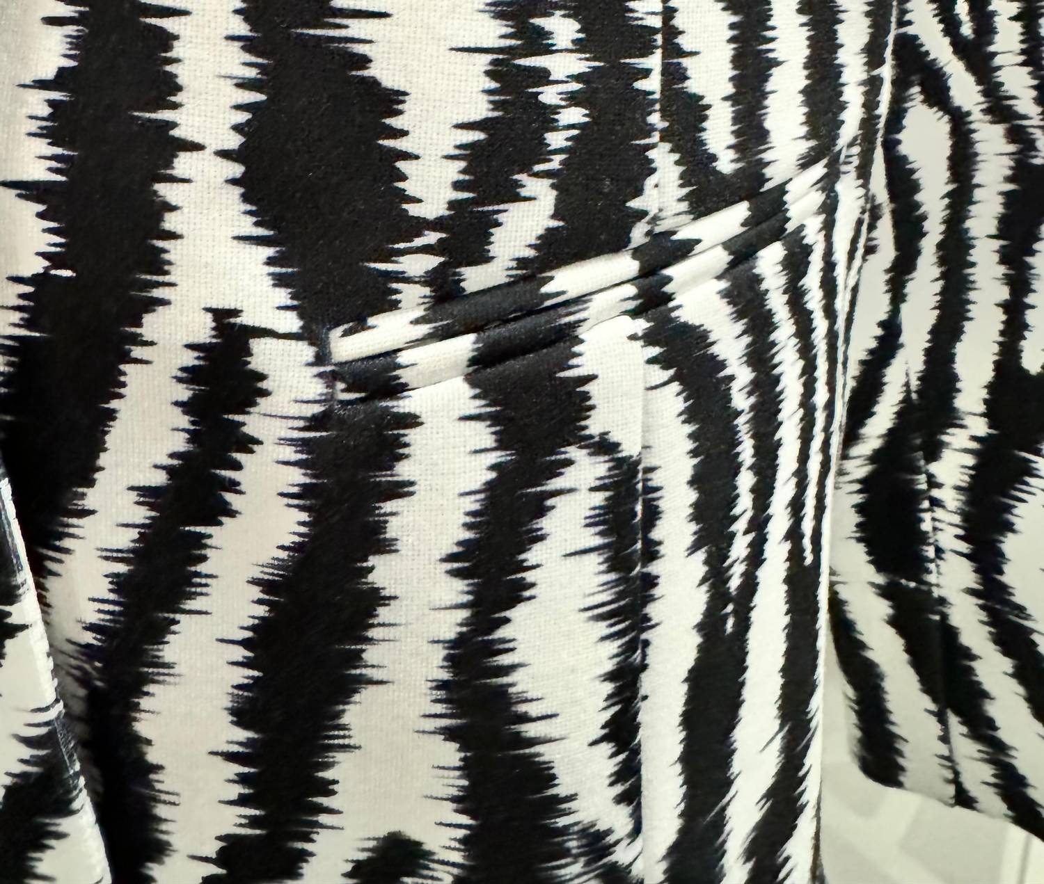 Tricotto - Women's Zebra Blazer