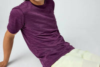 BROOKS Luxe Short Sleeve Tee in htr burgundy blaze - men's t-shirt - alternate view