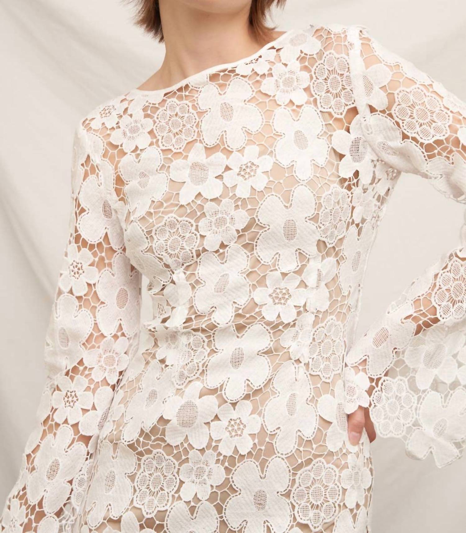 En Creme - Floral Lace Bell Sleeve Mini Dress