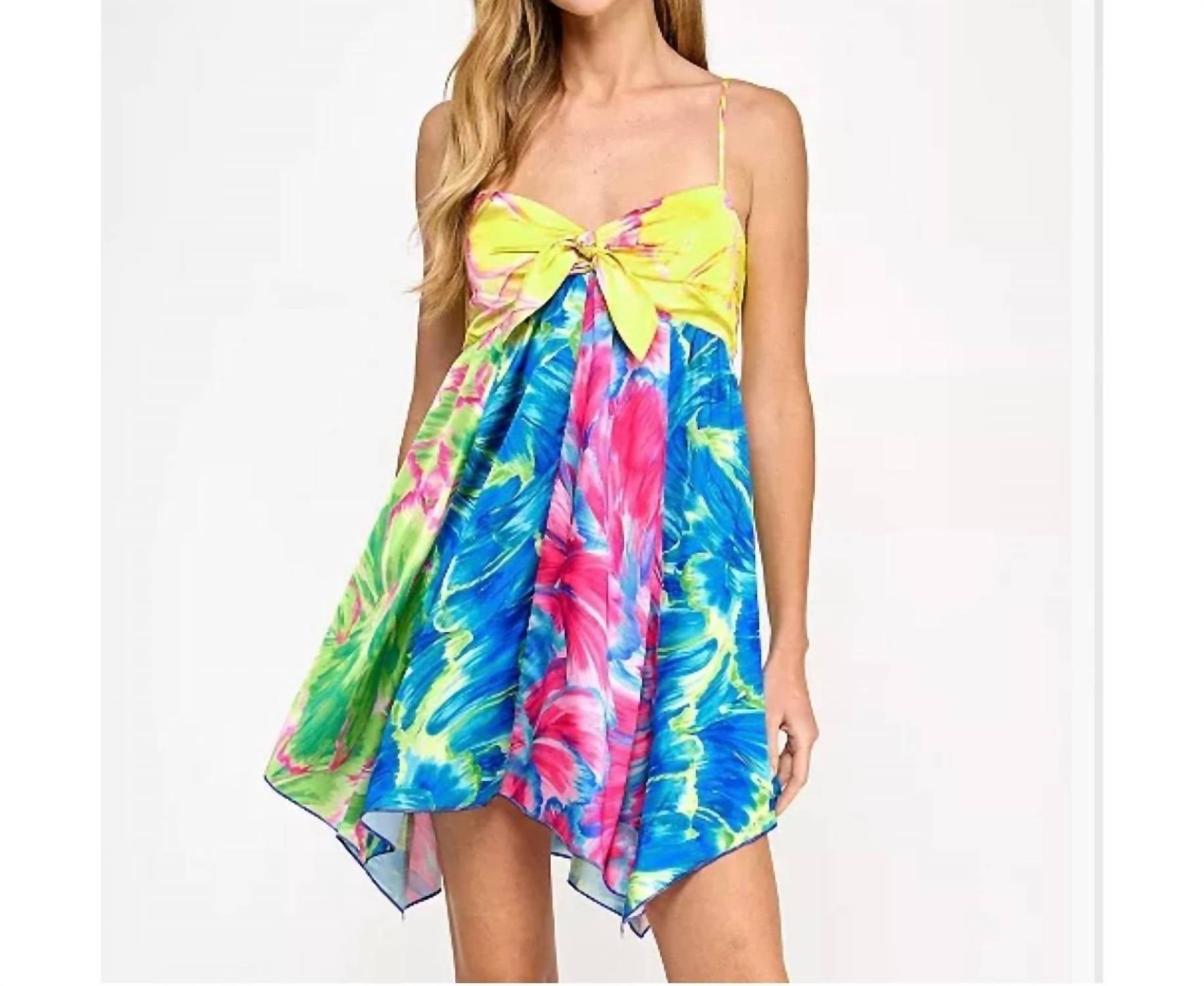 Seni & Cade - Lovely Sweetheart Mini Dress