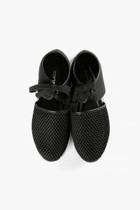 All Black - Women's Amazing Mesh Fashion Sneaker